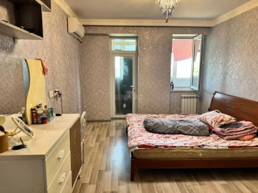 Kirayə verilir 2 otaqlı mənzil 70 m²