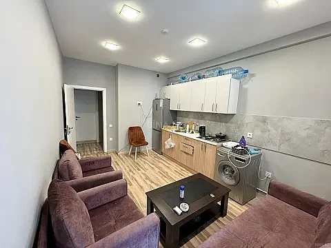 Kirayə verilir 3 otaqlı mənzil 90 m² — Bakı 3 otaq 90.00 m²