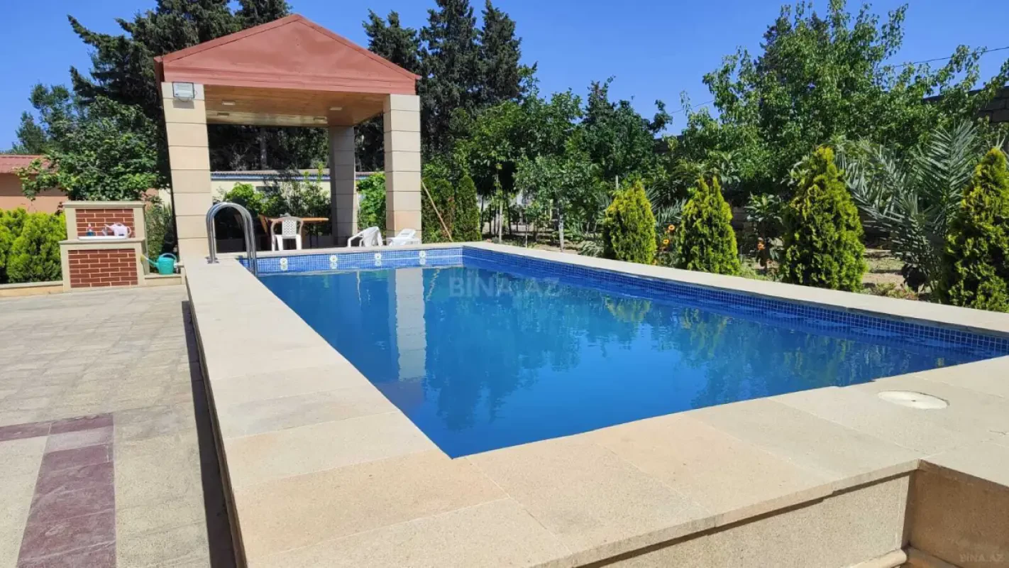 Kirayə verilir 5 otaqlı həyət evi 160 m²