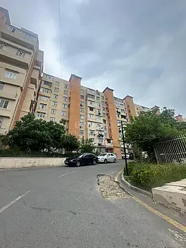 Satılır 2 otaqlı mənzil 45 m² — Bakı, Yeni Günəşli 2 otaq 45.00 m²