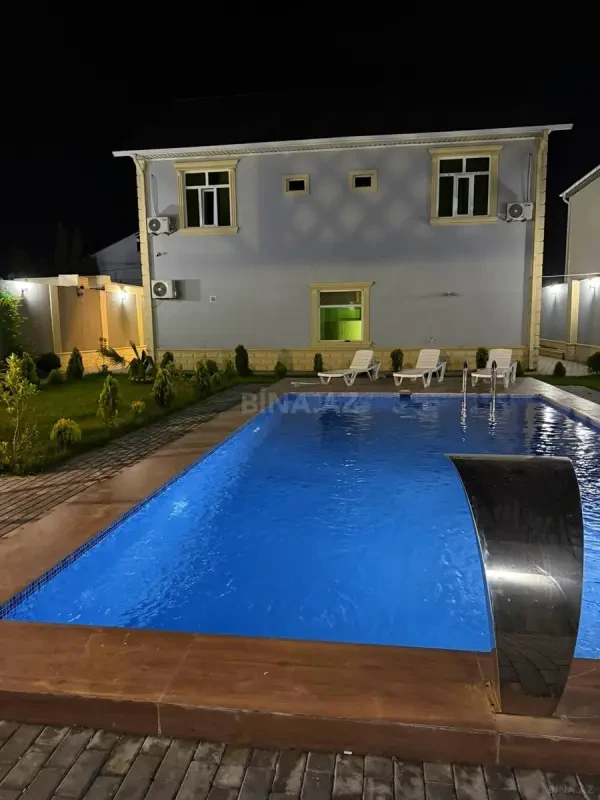 Kirayə verilir 6 otaqlı həyət evi 280 m²