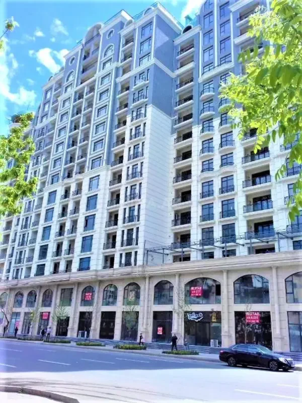Kirayə verilir 2 otaqlı mənzil 80 m²