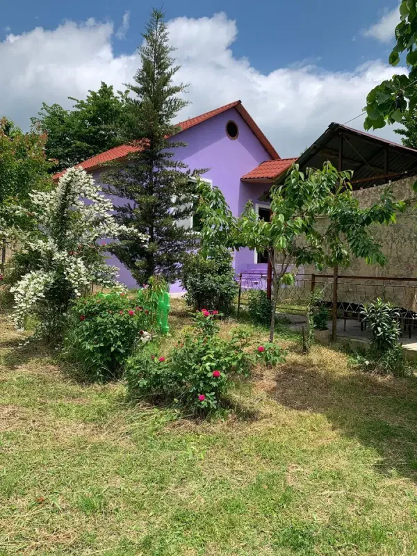 Kirayə verilir 2 otaqlı həyət evi 70 m²