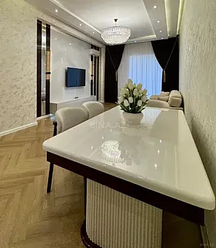 Satılır 3 otaqlı mənzil 110 m² — Bakı 3 otaq 110.00 m²
