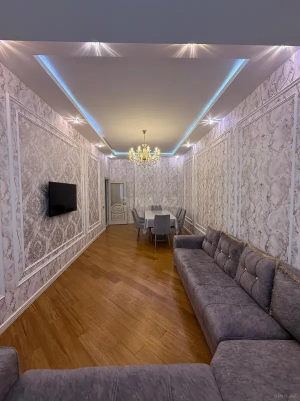 Satılır 3 otaqlı mənzil 115 m²