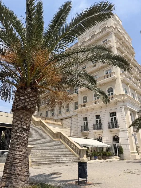 Satılır 3 otaqlı mənzil 112.4 m²