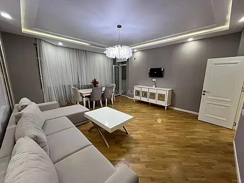 Satılır 3 otaqlı mənzil 90 m² — Bakı 3 otaq 90.00 m²