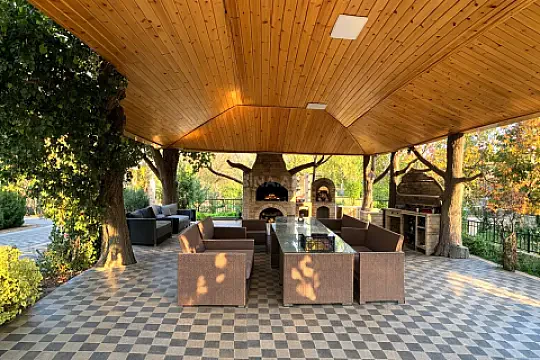 Satılır 6 otaqlı həyət evi 600 m² — Bakı, Novxanı 6 otaq 600.00 m²