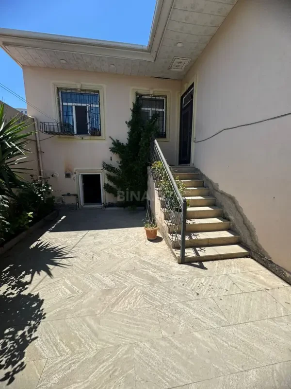Satılır 4 otaqlı həyət evi 120 m²