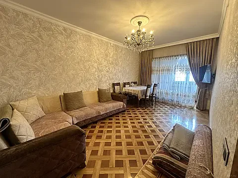 Satılır 2 otaqlı mənzil 60 m² — Bakı, Yeni Günəşli 2 otaq 60.00 m²