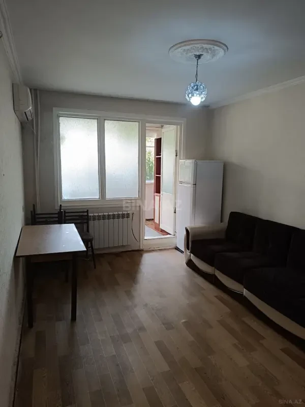 Satılır 2 otaqlı mənzil 30 m²