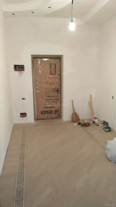 Satılır 3 otaqlı mənzil 101 m²