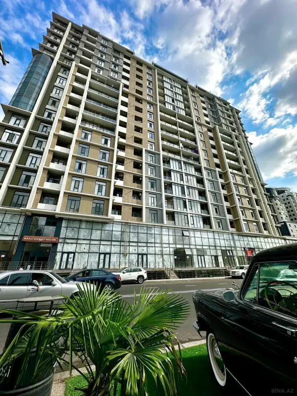 Satılır 3 otaqlı mənzil 117 m²
