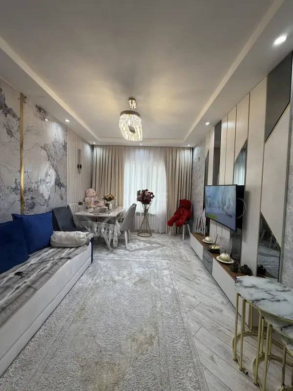 Satılır 2 otaqlı mənzil 60 m²