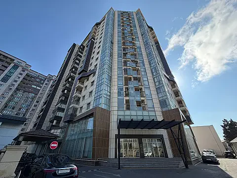Satılır 3 otaqlı mənzil 157 m² — Bakı 3 otaq 157.00 m²