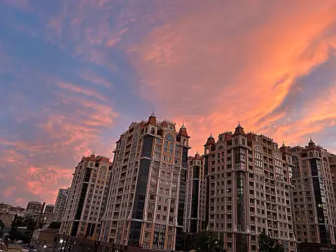 Satılır 4 otaqlı mənzil 188 m² — Bakı 4 otaq 188.00 m²