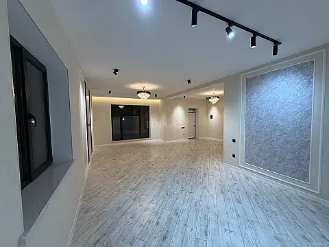 Satılır 3 otaqlı həyət evi 137 m² — Bakı 3 otaq 137.00 m²
