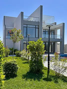 Satılır 7 otaqlı həyət evi 410 m² — Bakı, Mərdəkan 7 otaq 410.00 m²
