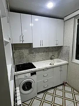 Kirayə verilir 2 otaqlı mənzil 45 m² — Bakı, Bakıxanov 2 otaq 45.00 m²