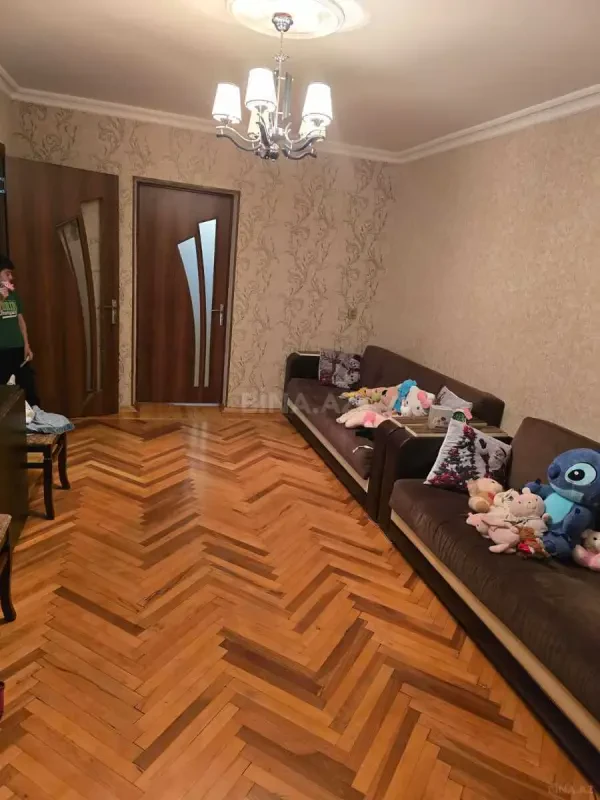 Kirayə verilir 2 otaqlı mənzil 40 m²