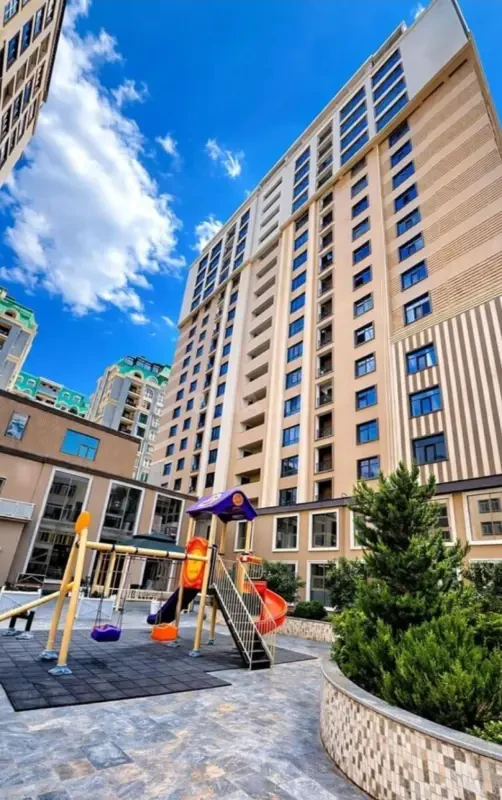 Satılır 2 otaqlı mənzil 70 m²