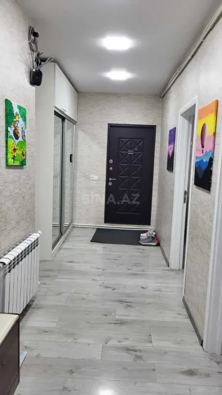 Satılır 5 otaqlı mənzil 115 m²