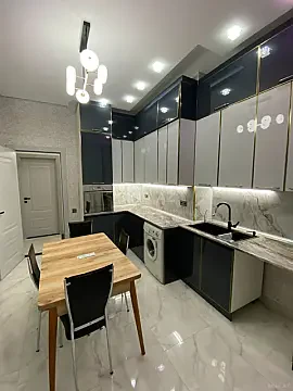 Kirayə verilir 3 otaqlı mənzil 85 m² — Bakı, Nərimanov 3 otaq 85.00 m²