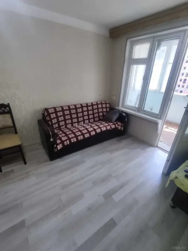 Kirayə verilir 2 otaqlı mənzil 47 m²