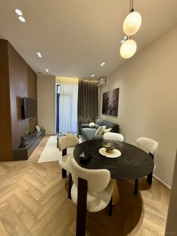 Satılır 2 otaqlı mənzil 70 m²