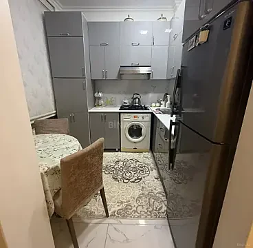 Satılır 2 otaqlı mənzil 60 m² — Bakı, İnşaatçılar 2 otaq 60.00 m²