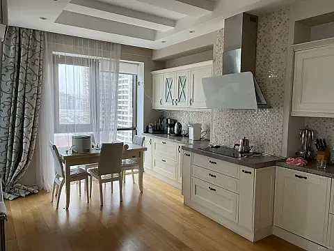 Kirayə verilir 3 otaqlı mənzil 113 m² — Bakı, Binəqədi 3 otaq 113.00 m²