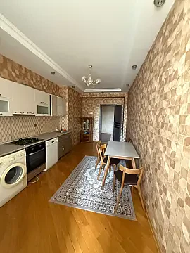 Kirayə verilir 2 otaqlı mənzil 90 m² — Bakı, Nəsimi 2 otaq 90.00 m²