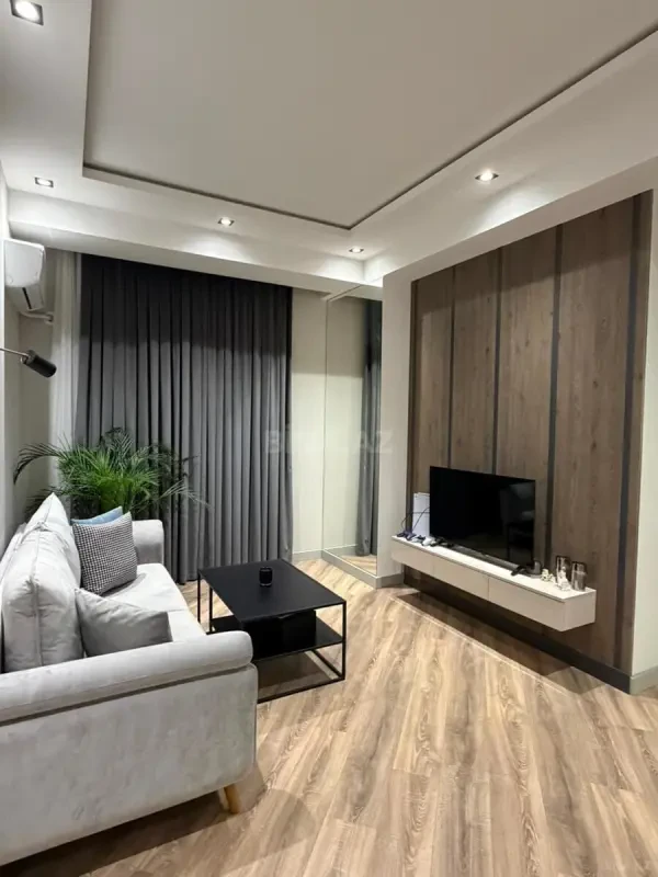 Kirayə verilir 2 otaqlı mənzil 65 m²