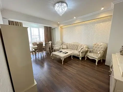 Satılır 2 otaqlı mənzil 70 m² — Bakı 2 otaq 70.00 m²