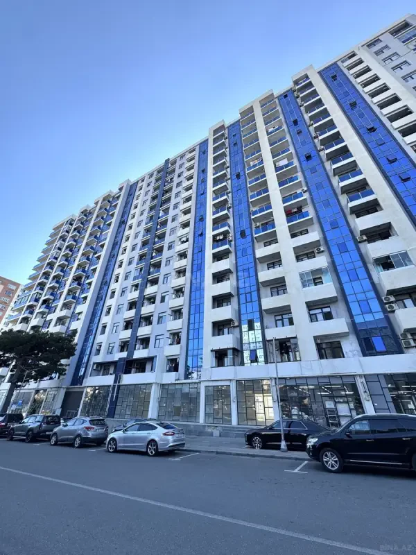 Satılır 2 otaqlı mənzil 83 m²