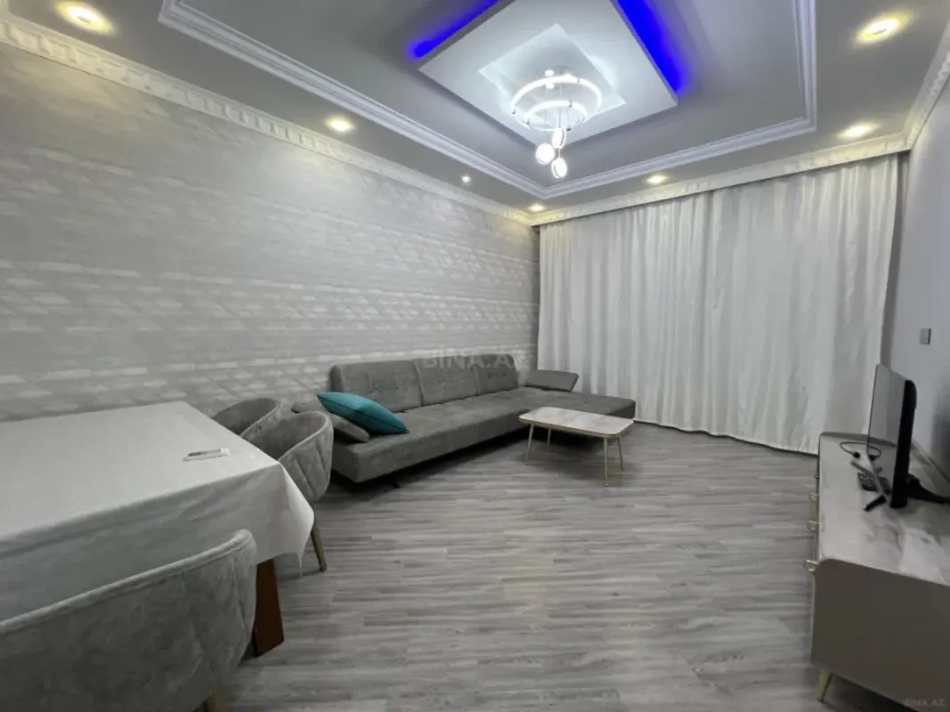 Kirayə verilir 2 otaqlı mənzil 100 m²