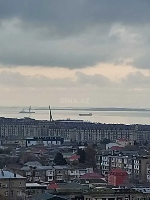 Satılır 2 otaqlı mənzil 85 m²