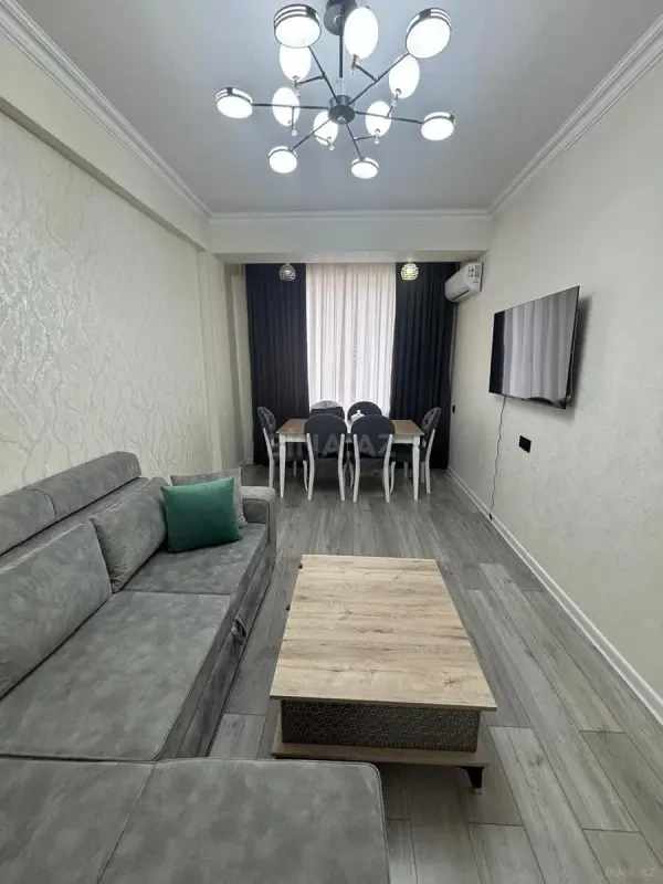 Satılır 2 otaqlı mənzil 73 m²