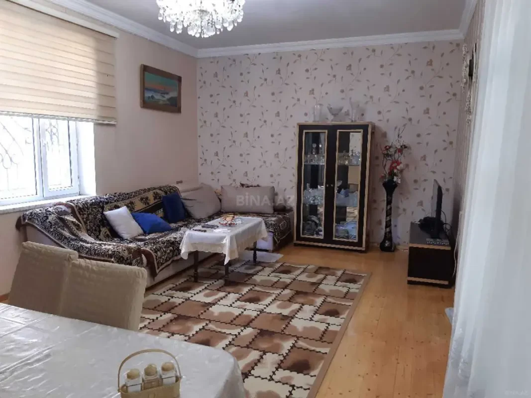 Satılır 5 otaqlı həyət evi 130 m²