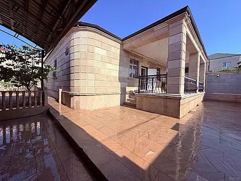 Satılır 4 otaqlı həyət evi 180 m² — Bakı, Novxanı 4 otaq 180.00 m²