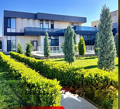 Satılır 8 otaqlı həyət evi 600 m² — Bakı, Şüvəlan 8 otaq 600.00 m²