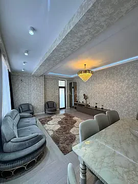 Satılır 3 otaqlı mənzil 110 m² — Bakı, Həzi Aslanov qəs. 3 otaq 110.00 m²