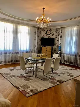 Kirayə verilir 3 otaqlı mənzil 155 m² — Bakı 3 otaq 155.00 m²