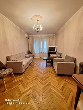 Kirayə verilir 3 otaqlı mənzil 120 m² — Bakı 3 otaq 120.00 m²