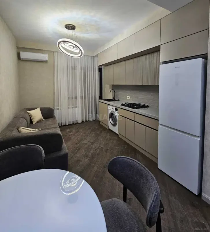 Kirayə verilir 2 otaqlı mənzil 60 m²