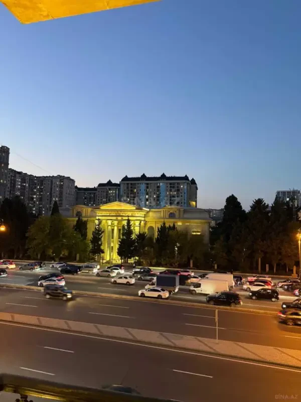 Satılır 3 otaqlı mənzil 80 m²
