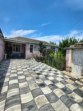 Satılır 4 otaqlı həyət evi 110 m² — Bakı 4 otaq 110.00 m²
