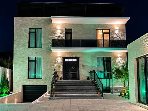 Satılır 6 otaqlı həyət evi 500 m² — Bakı, Badamdar 6 otaq 500.00 m²