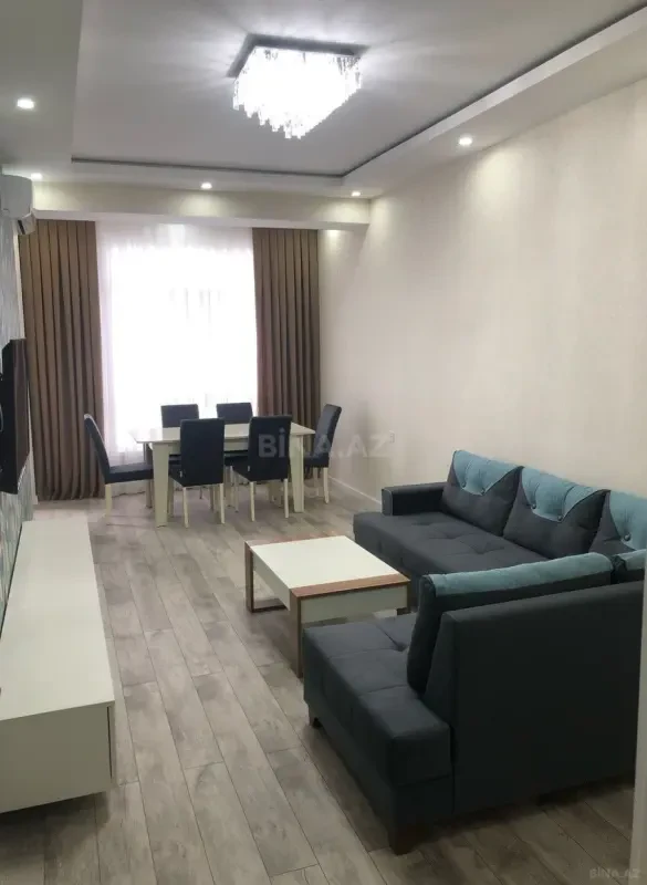 Kirayə verilir 2 otaqlı mənzil 70 m²