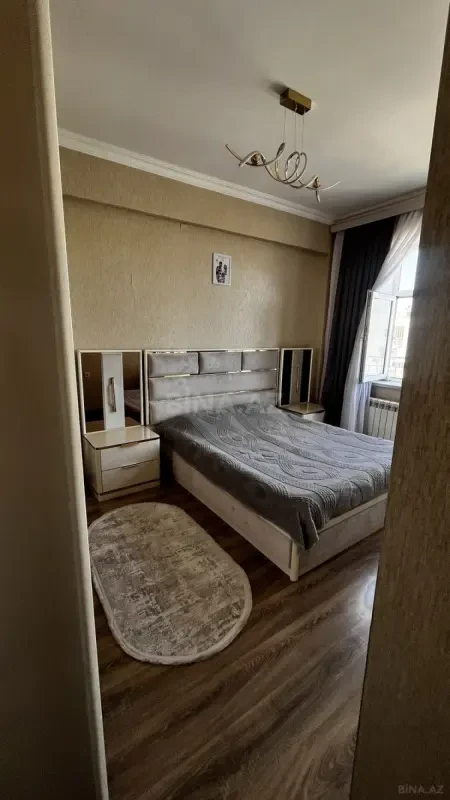 Satılır 4 otaqlı mənzil 84 m²